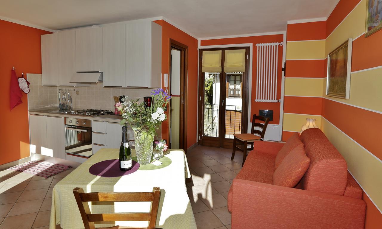 Casale Fe-Wo - Appartamenti Con Vista Lago 卡尼洛瑞维拉 外观 照片