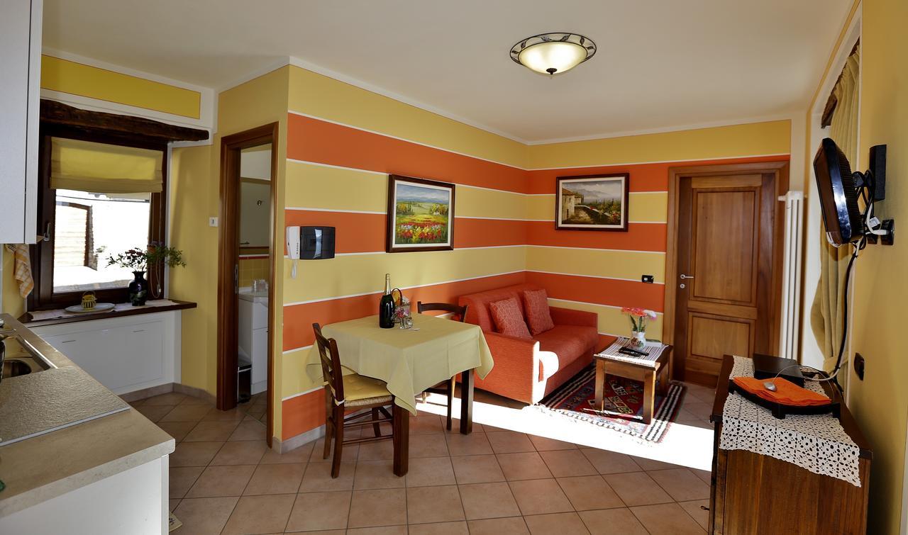Casale Fe-Wo - Appartamenti Con Vista Lago 卡尼洛瑞维拉 外观 照片
