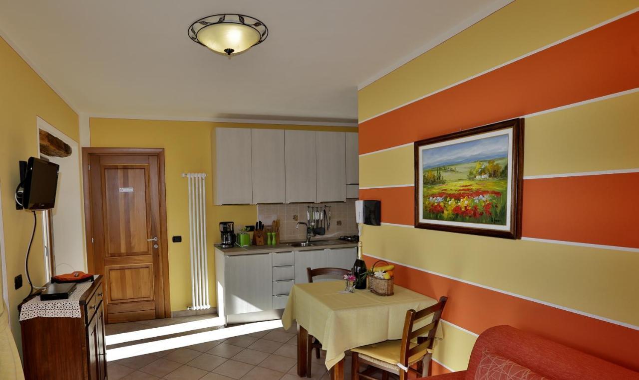 Casale Fe-Wo - Appartamenti Con Vista Lago 卡尼洛瑞维拉 外观 照片
